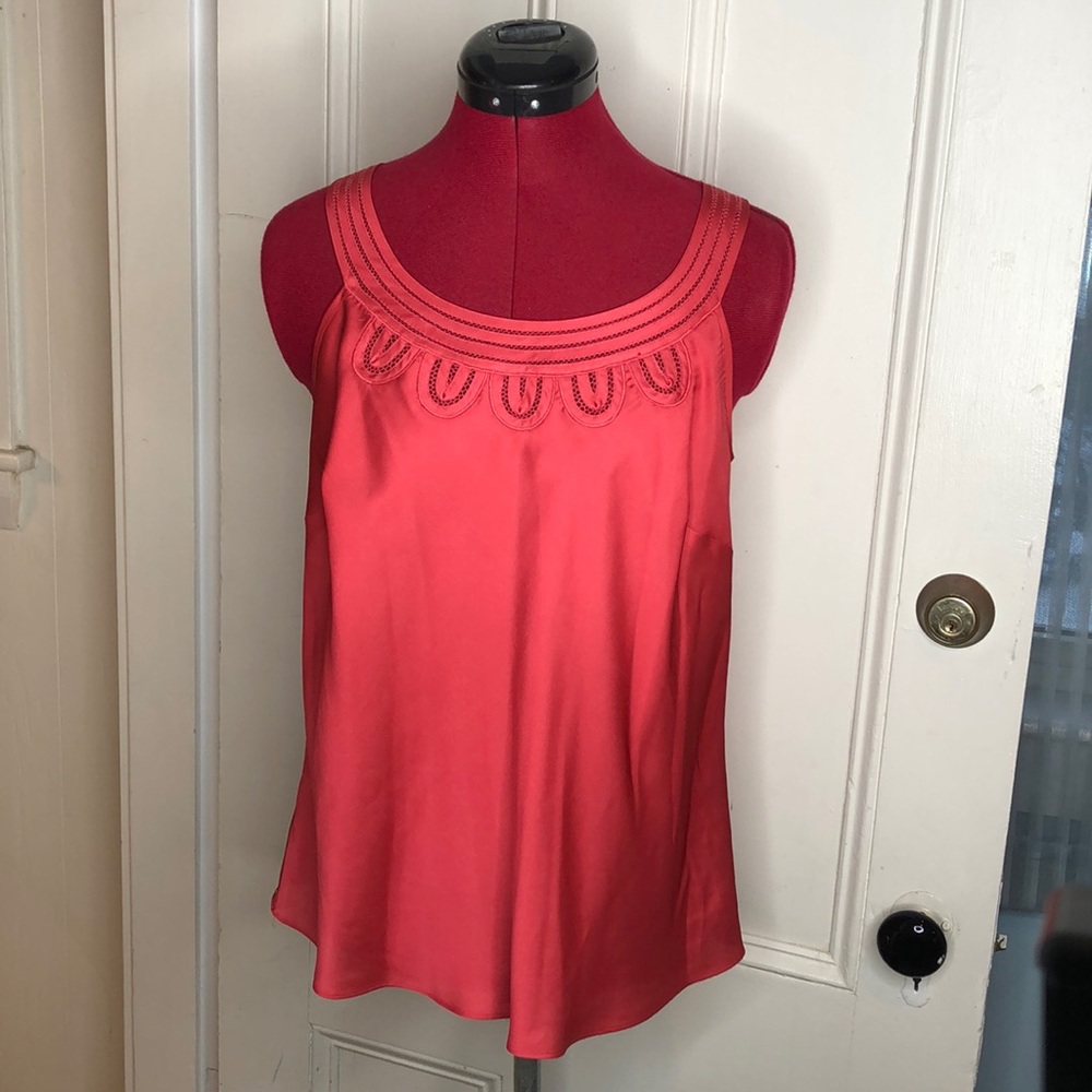 Ann Taylor Loft detailed sleeveless top